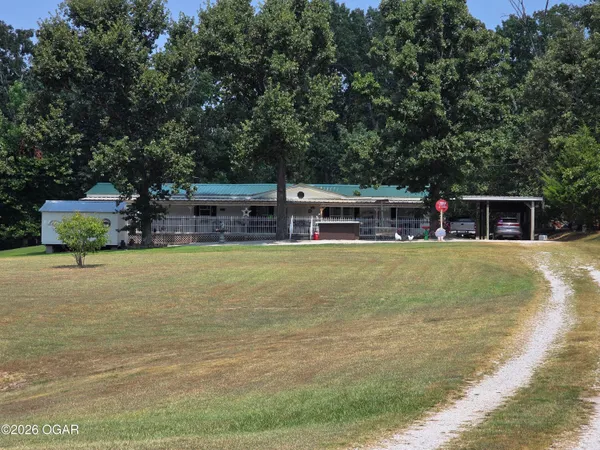 $269,900 | 17664 Locust Road, Neosho, MO 64850