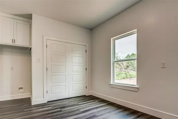 $2,100 | 2513 Quail Run Trail, Granbury, TX 76048