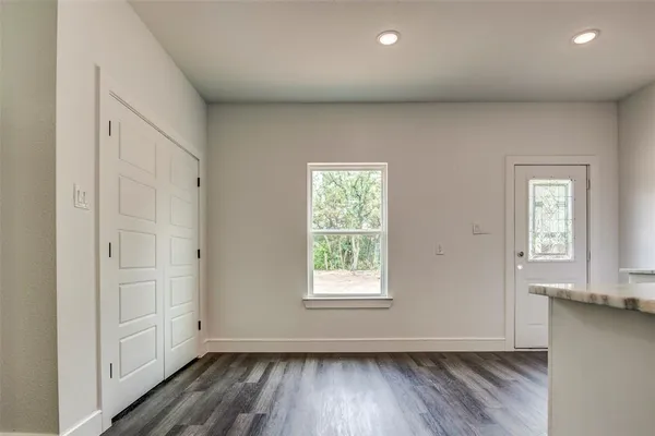 $2,100 | 2513 Quail Run Trail, Granbury, TX 76048