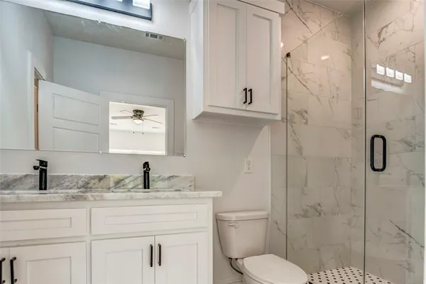 $2,100 | 2513 Quail Run Trail, Granbury, TX 76048