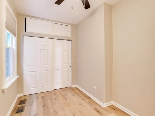 $1,950 | 4213 West Roscoe Street, Unit 1, Chicago, IL 60641