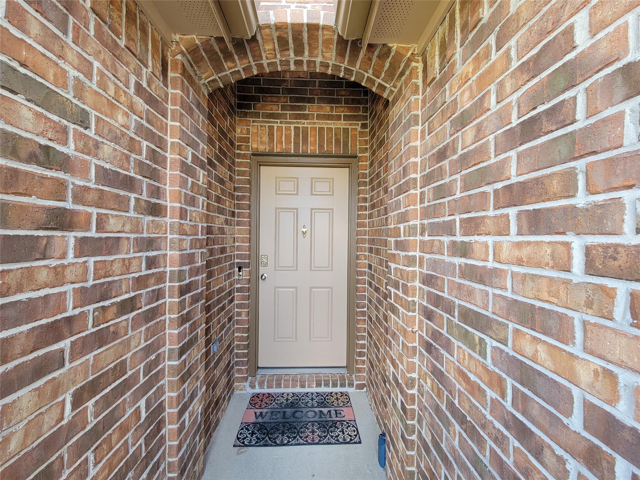 610 Autumn Flats Way Rosharon, TX 77583 - Photo 2 of 25