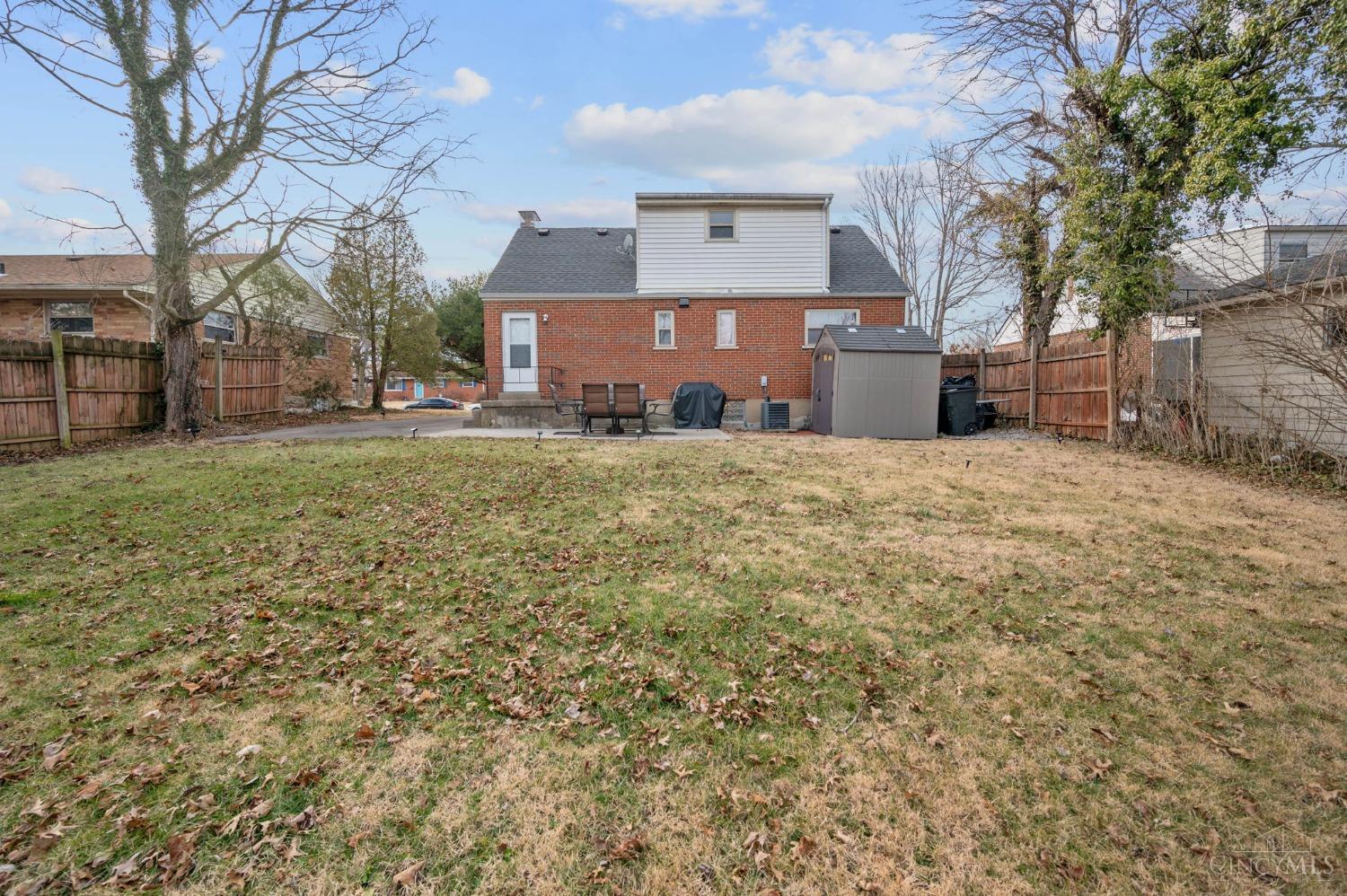9288 Ranchill Drive Cincinnati, OH 45231 - Photo 35 of 36 Gallery Image 35