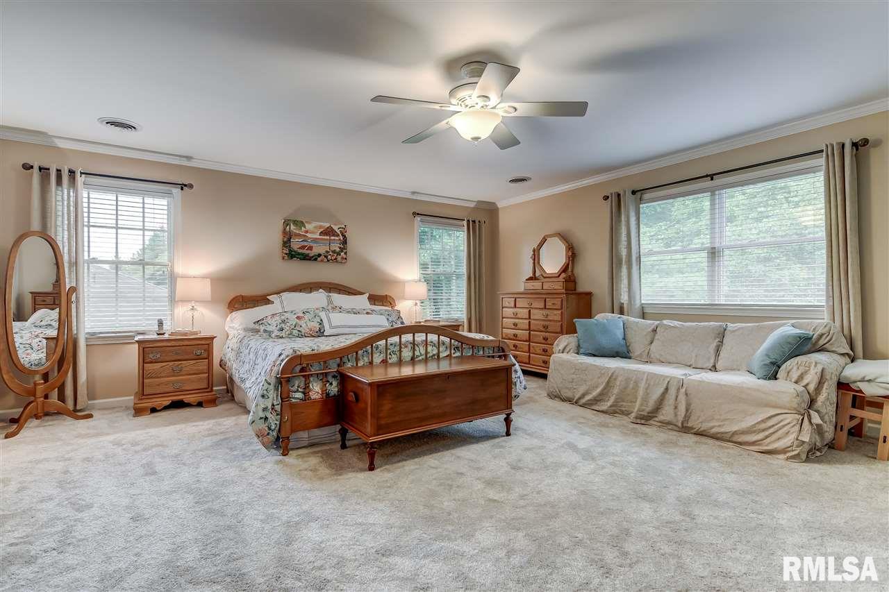 4009 Surry Pl Lane Springfield, IL 62711 - Photo 18 of 36