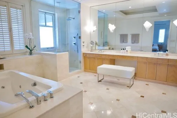 $4,600,000 | 1740 South Beretania Street, Unit 1, Honolulu, HI 96826