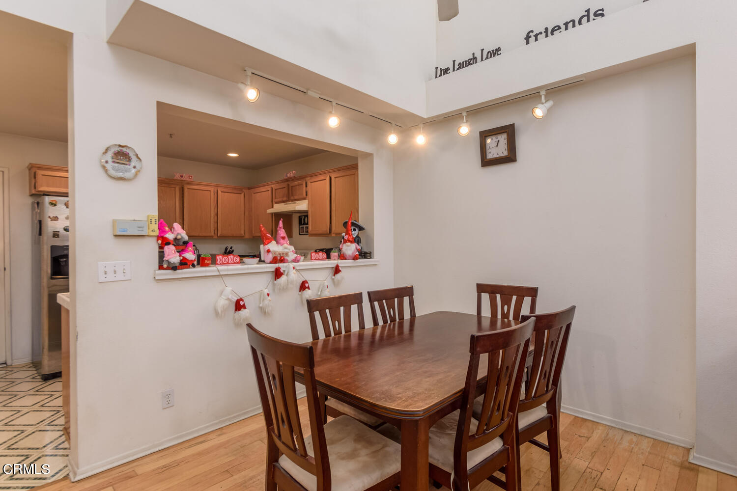 751 Kingfisher Way Oxnard, CA 93030 - Photo 6 of 22 a view of a dining room with furniture