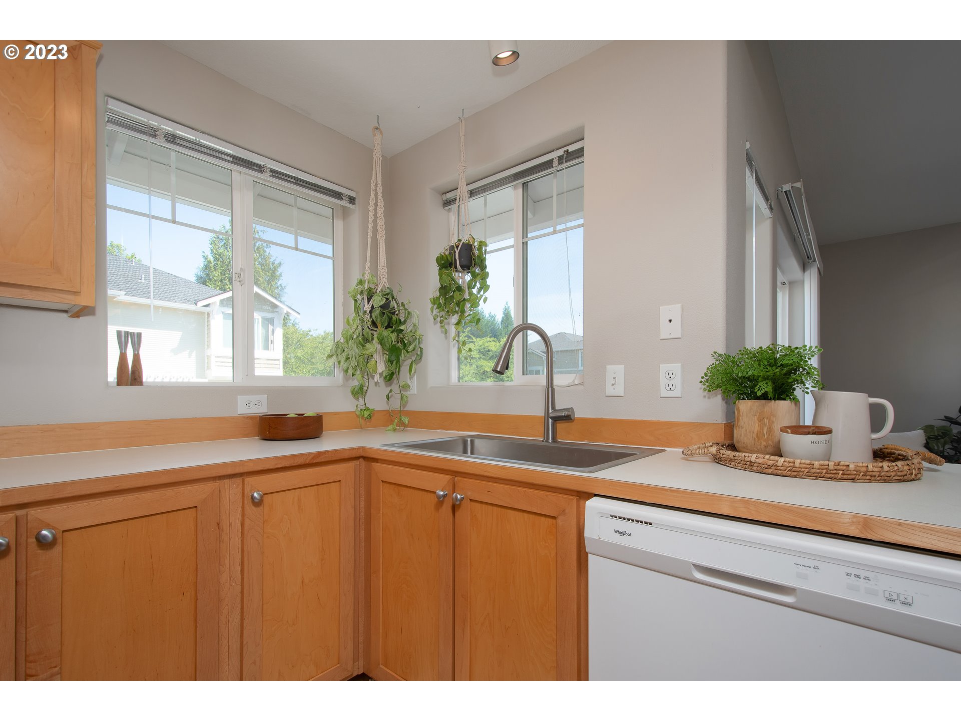 14735 Southwest Beard Road, Unit 203 Beaverton, OR 97007 - Photo 14 of 32 Gallery Image 14