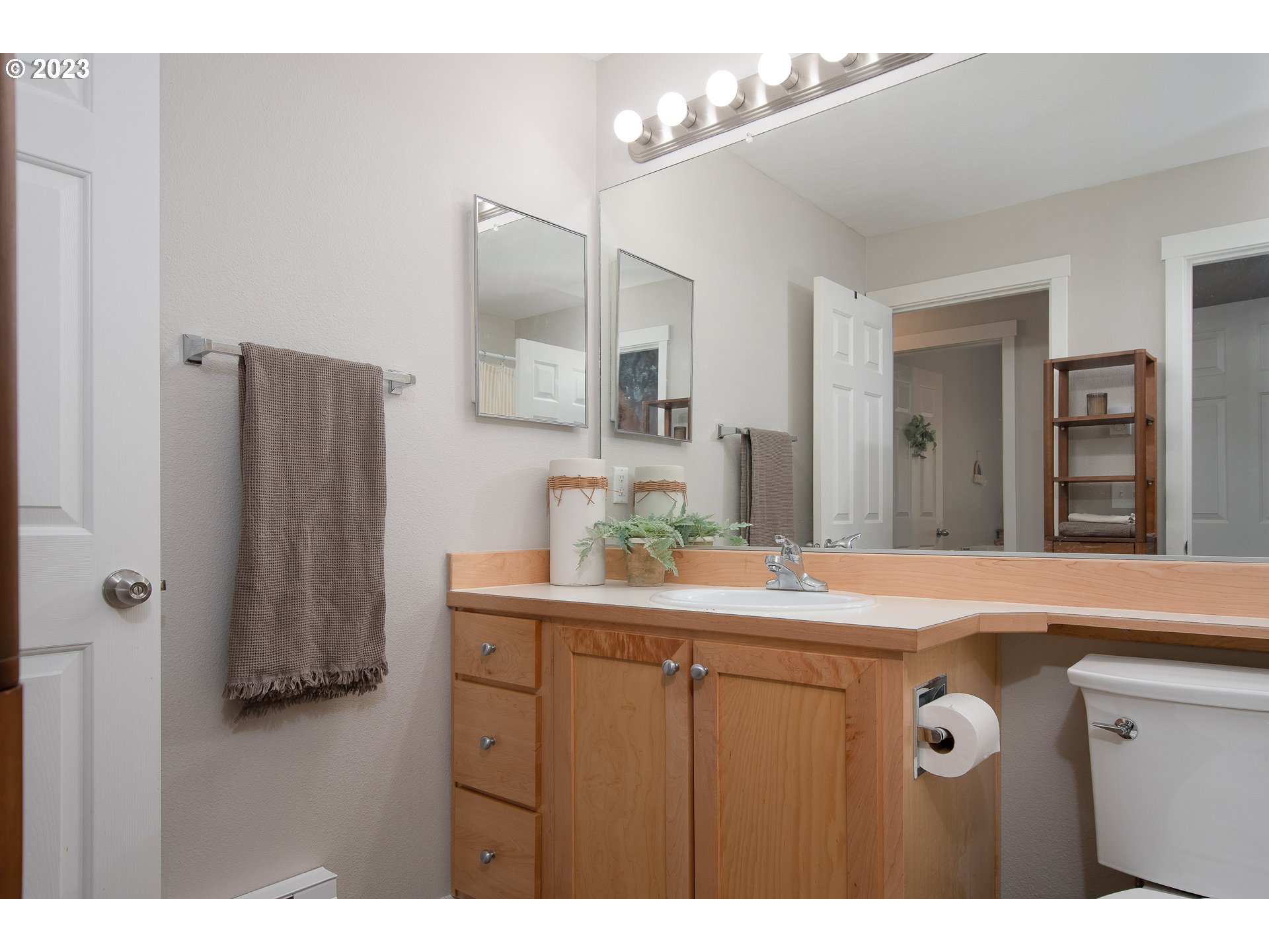 14735 Southwest Beard Road, Unit 203 Beaverton, OR 97007 - Photo 22 of 32 Gallery Image 22