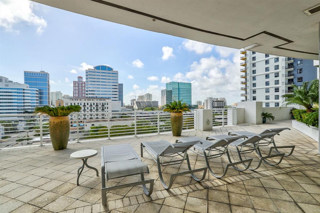 315 Northeast 3rd Avenue, Unit 1509 Fort Lauderdale, FL 33301 - Photo 39 of 40 a view of outdoor space with seating area