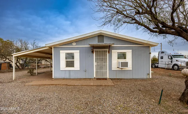 $157,000 | 165 East Vía Mercado, Huachuca City, AZ 85616