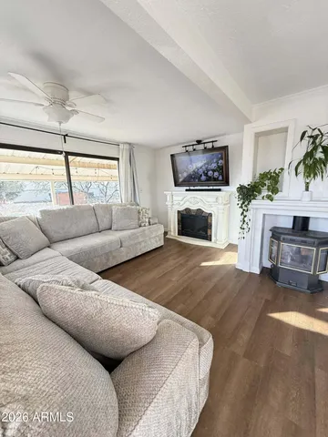 $157,000 | 165 East VÃa Mercado, Huachuca City, AZ 85616