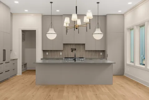 $1,700,000 | 2308 Riverside Drive, Nashville, TN 37216