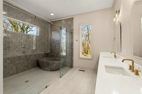 $1,700,000 | 2308 Riverside Drive, Nashville, TN 37216