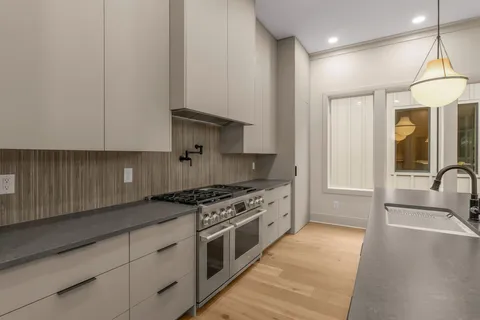 $1,699,900 | 2308 Riverside Drive, Nashville, TN 37216