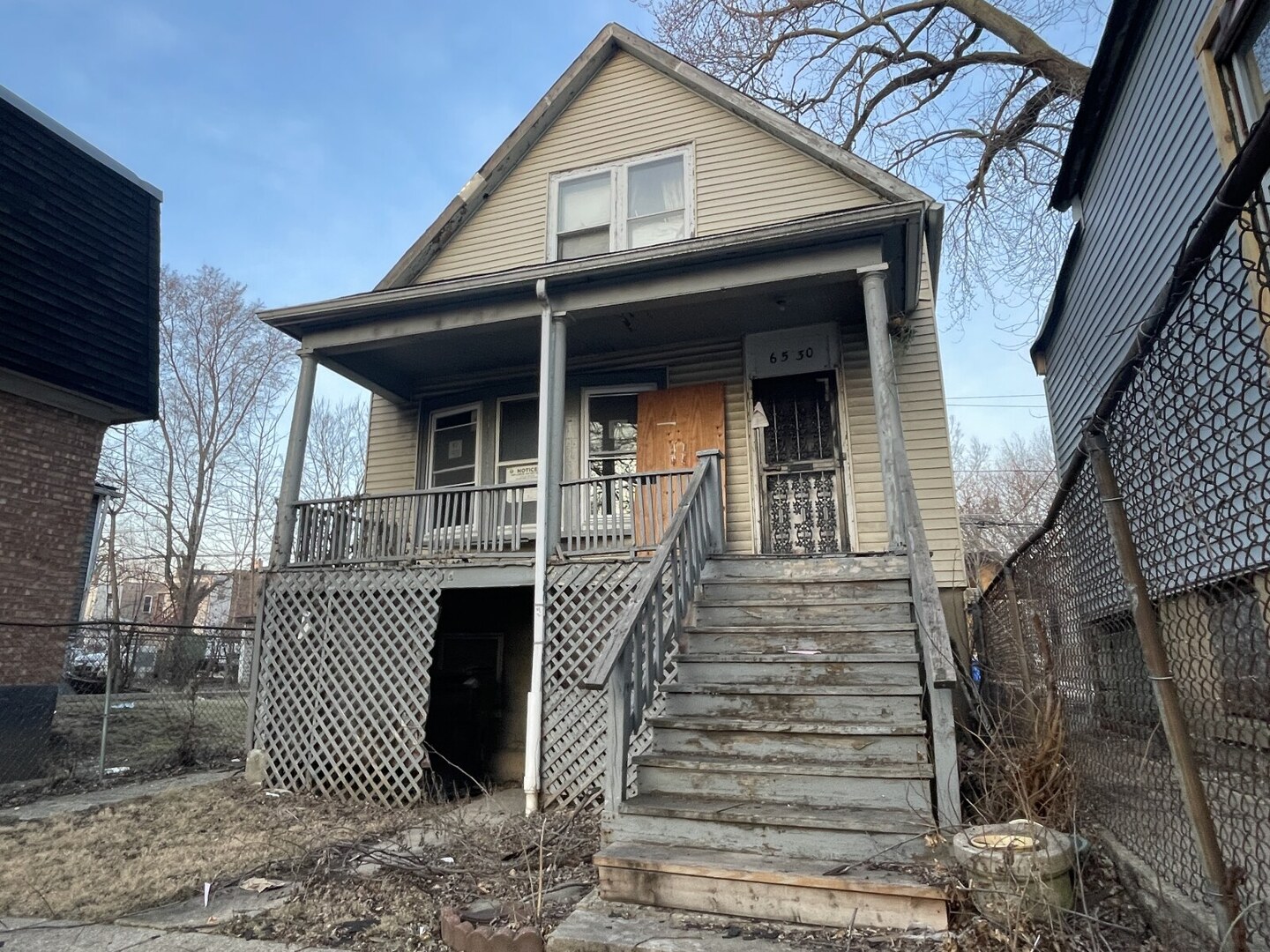 6530 South Carpenter Street Chicago, IL 60621 - Photo 2 of 15