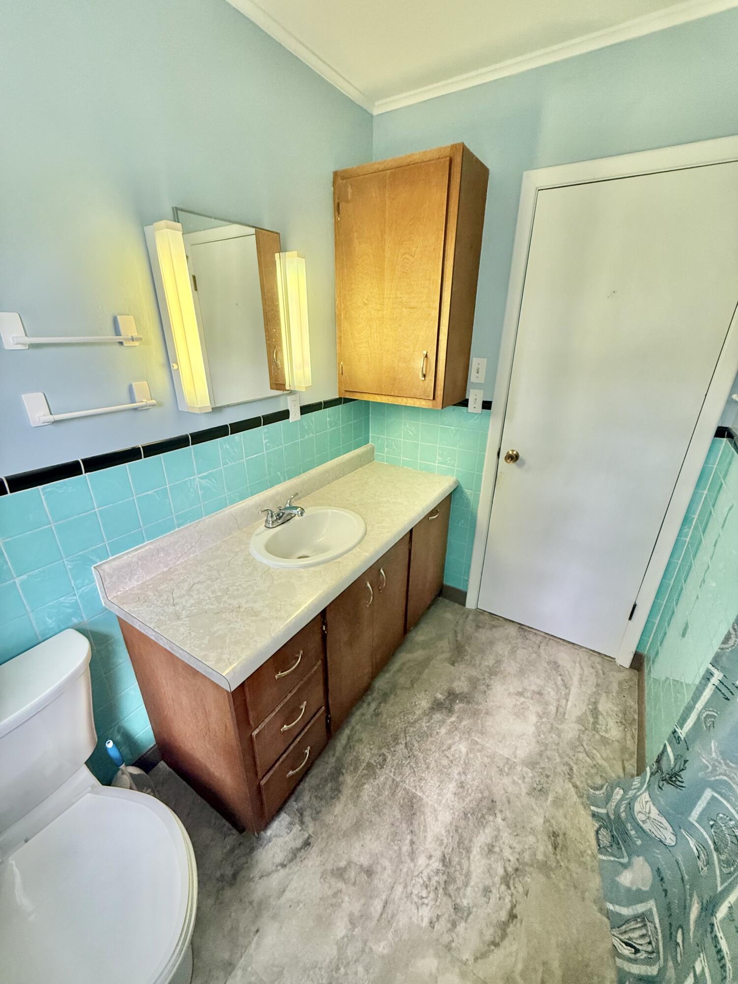 71 Hardy Street Presque Isle, ME 04769 - Photo 31 of 54 Bathroom