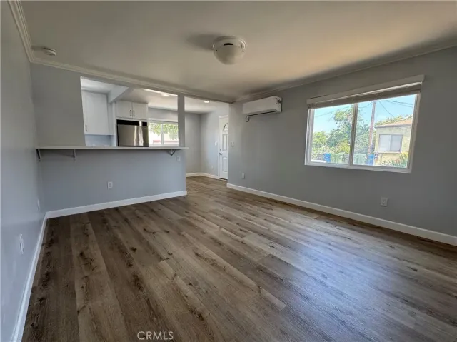 $2,495 | 219 South Eucalyptus Avenue, Inglewood, CA 90301