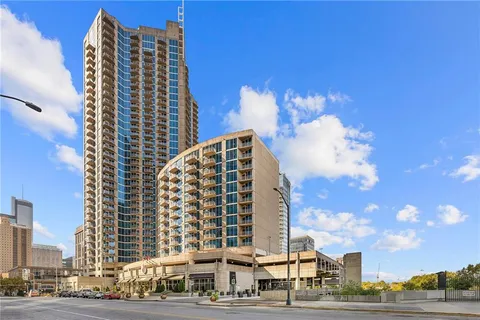 $399,000 | 400 West Peachtree Street Northwest, Unit 2011, Atlanta, GA 30308