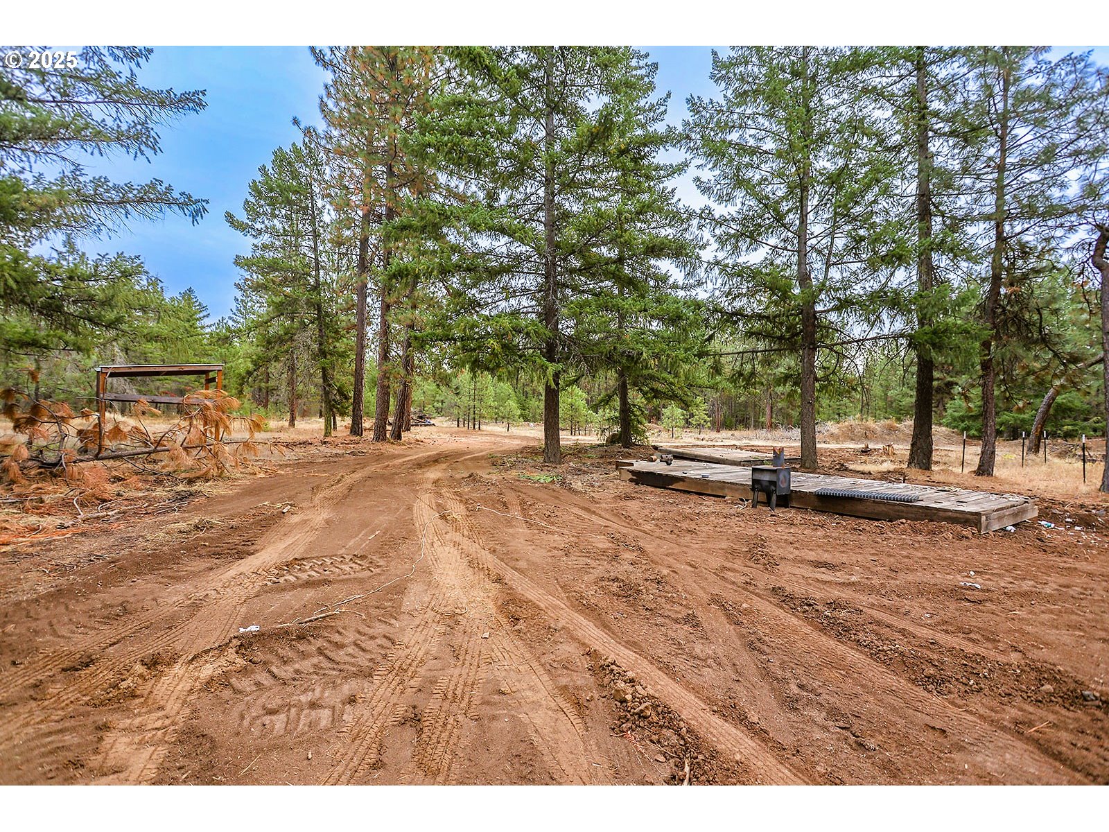 68 Matola Road Goldendale, WA 98620 - Photo 11 of 36 a view of road with trees