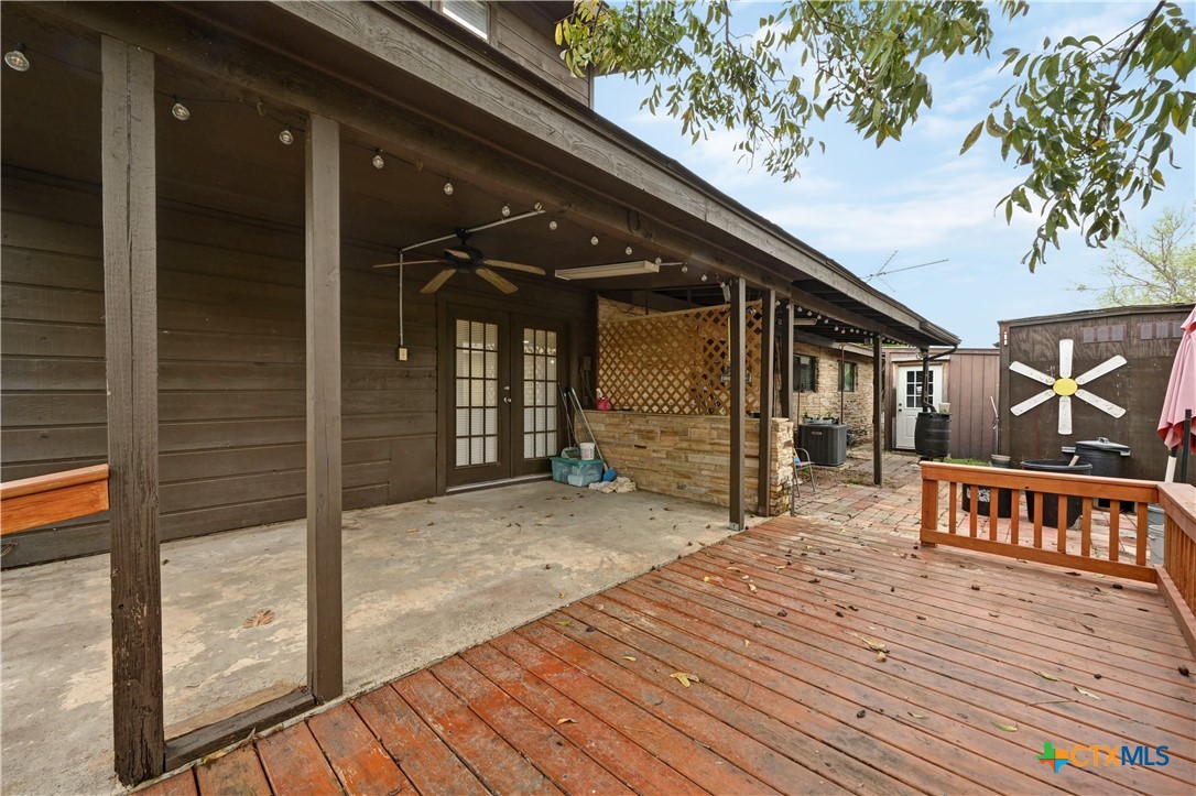 102 Rivercrest Street Luling, TX 78648 - Photo 23 of 25