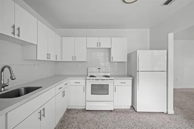 $949,000 | 11330 Peachtree Drive, Miami, FL 33161