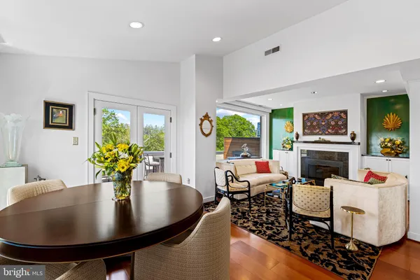 $1,220,000 | 327 Warren Avenue, Unit J, Baltimore, MD 21230