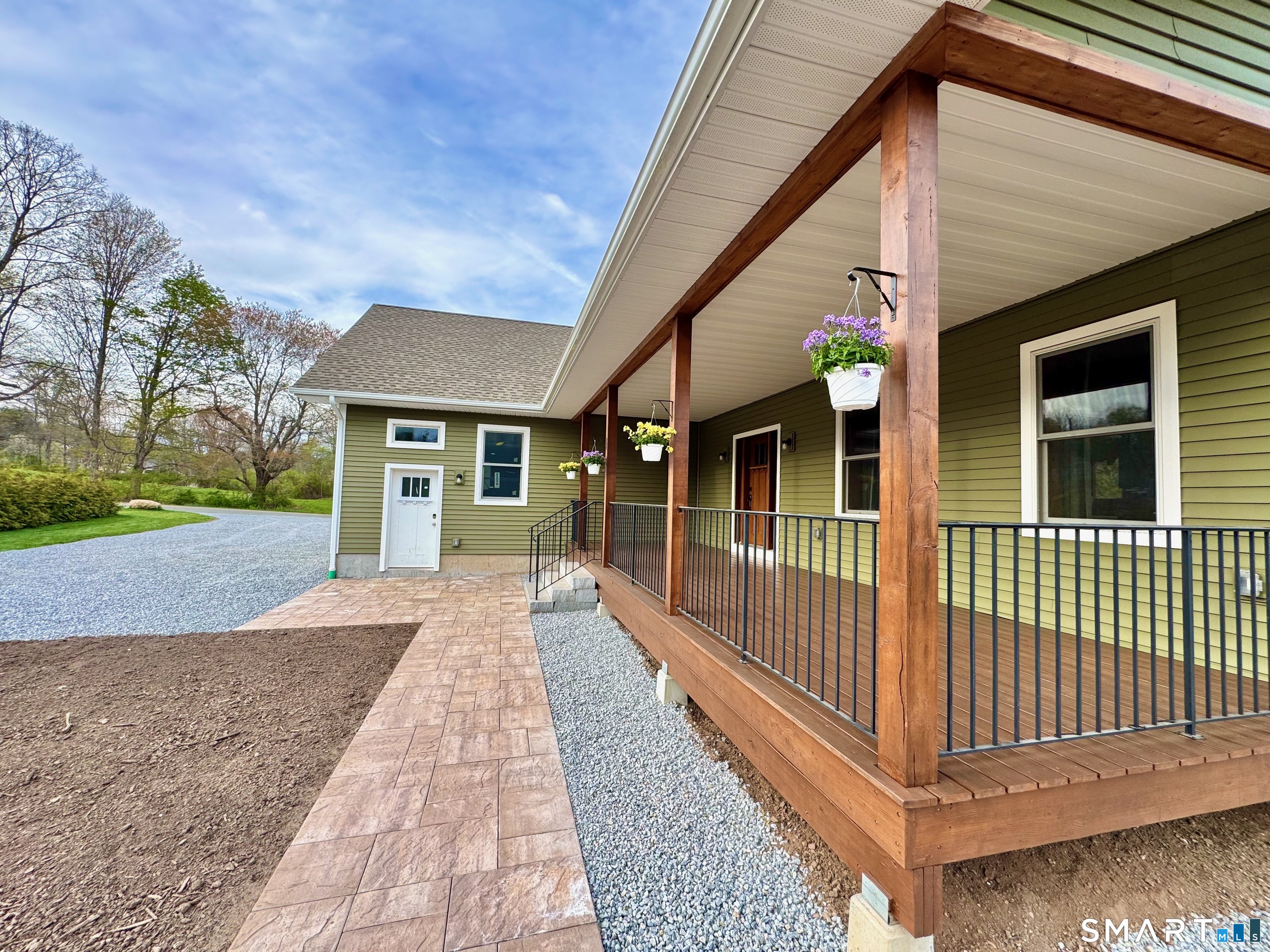 6 Clark Gates Road East Haddam, CT 06469 - Photo 4 of 36