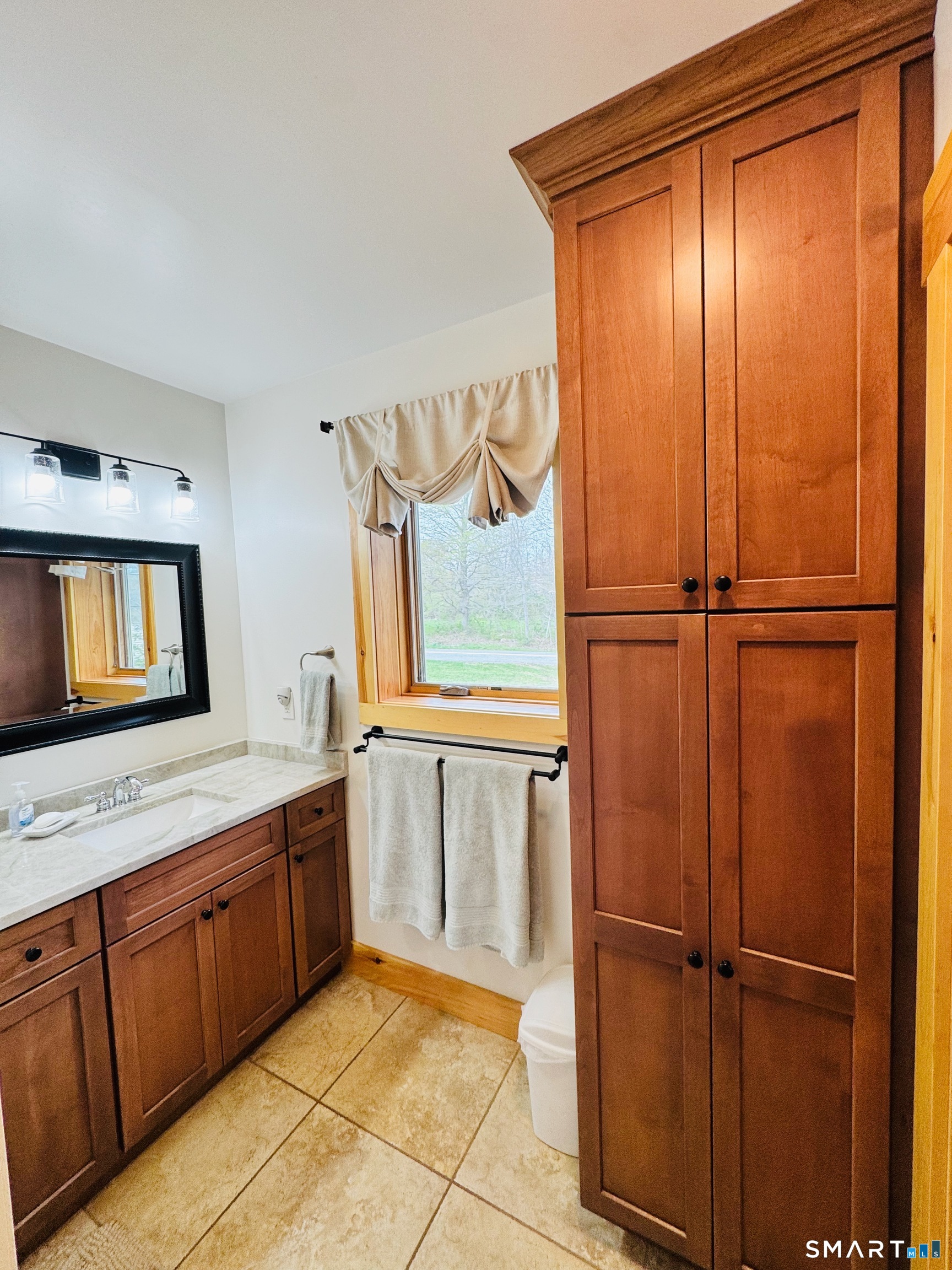 6 Clark Gates Road East Haddam, CT 06469 - Photo 7 of 36