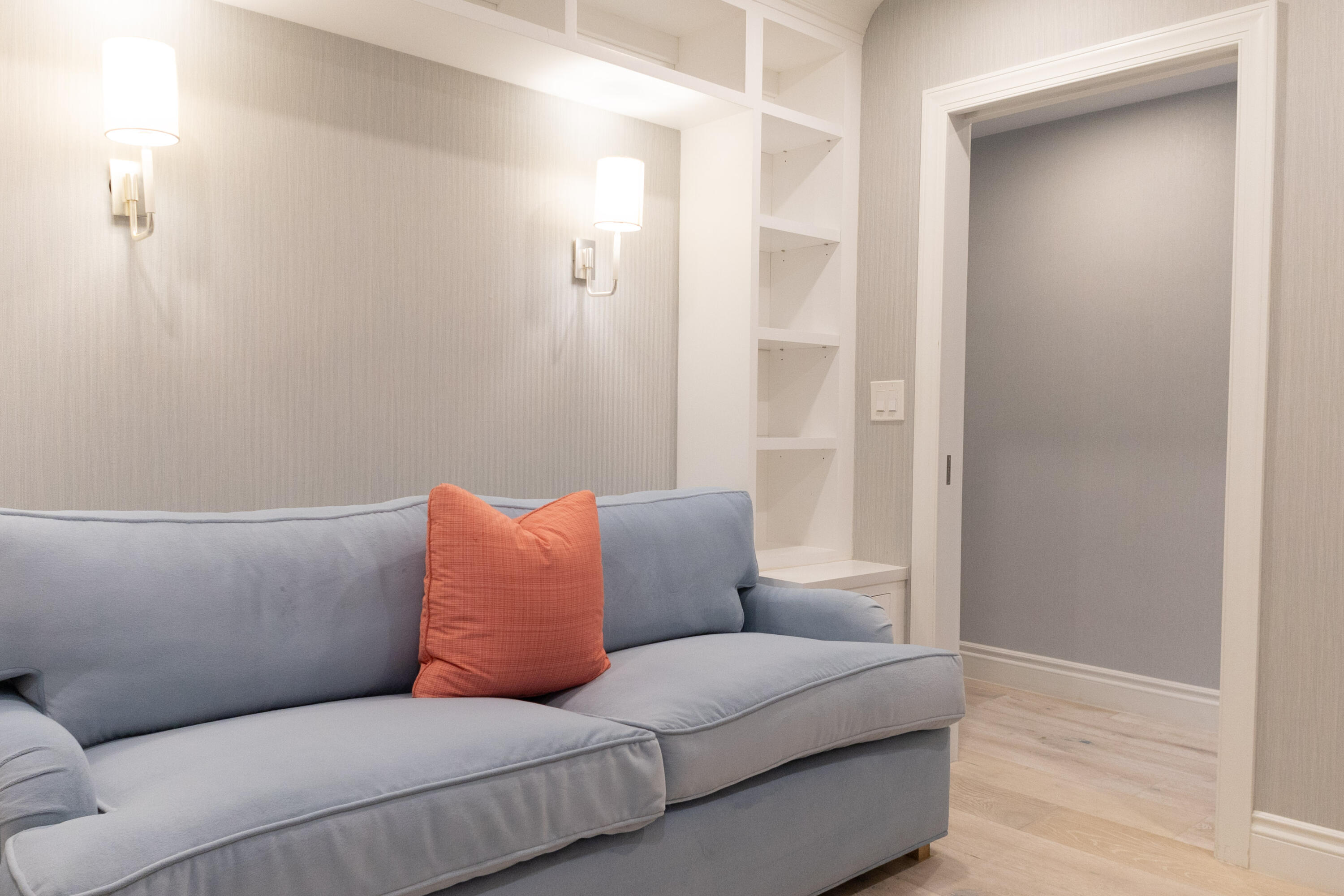 311 Cocoanut Row, Unit 101 Palm Beach, FL 33480 - Photo 37 of 42 311 Cocoanut Row, 101