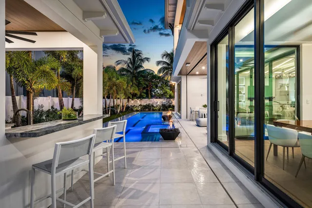 $7,250,000 | 201 Northeast 4th Avenue, Boca Raton, FL 33432