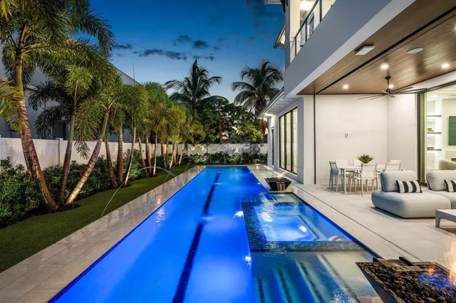$7,250,000 | 201 Northeast 4th Avenue, Boca Raton, FL 33432