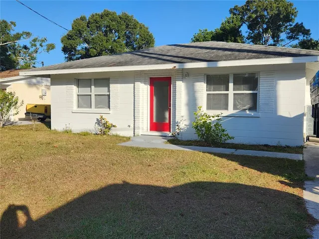 $1,800 | 957 47th Street, Sarasota, FL 34234