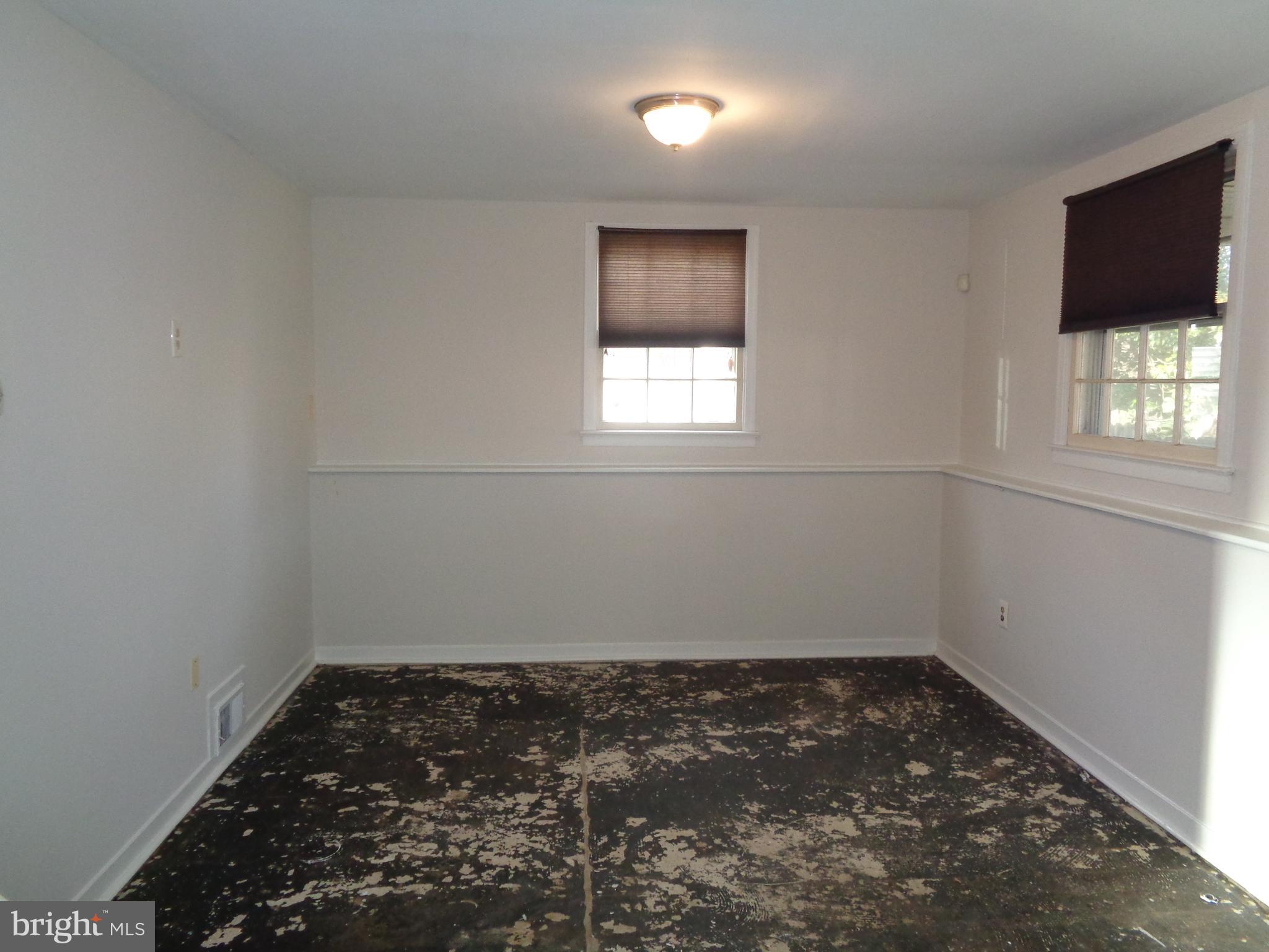 416 Winslow Road Oxon Hill, MD 20745 - Photo 11 of 20 Dining Room