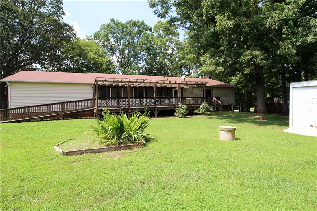 3418 Edgefield Road Greensboro, NC 27409 - Photo 17 of 21 Gallery Image 17