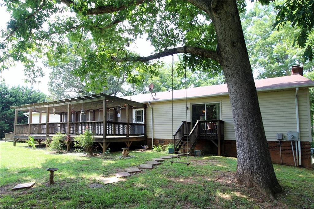 3418 Edgefield Road Greensboro, NC 27409 - Photo 18 of 21 Gallery Image 18