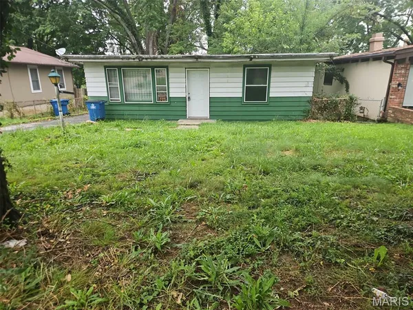 $29,900 | 7497 Rowles Avenue, St. Louis, MO 63135