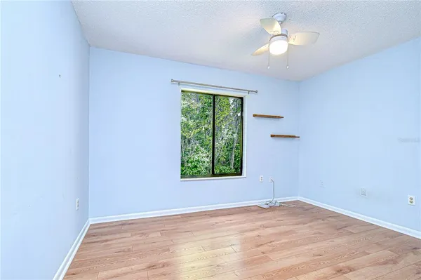 $190,000 | 3161 Lake Pine Way South, Unit F3, Tarpon Springs, FL 34688