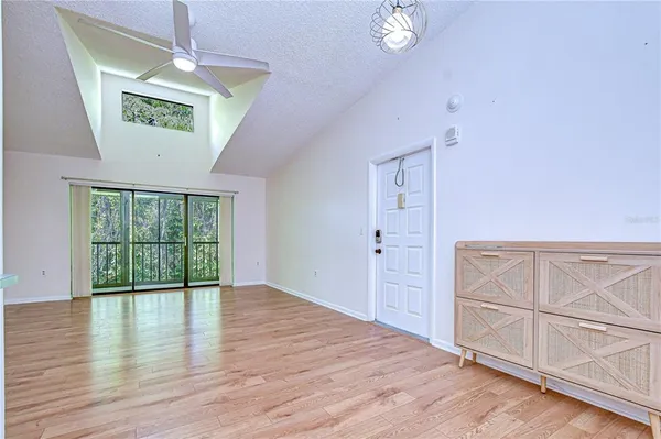 $190,000 | 3161 Lake Pine Way South, Unit F3, Tarpon Springs, FL 34688