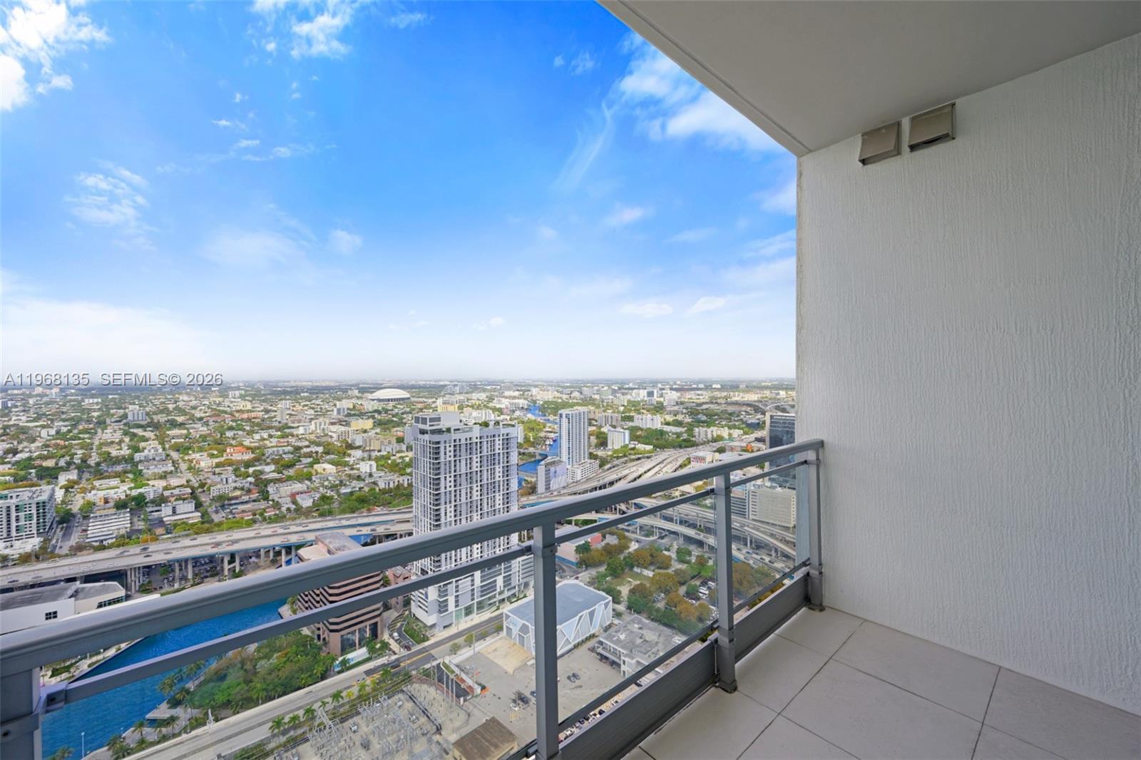 92 Southwest 3rd Street, Unit 5109 Miami, FL 33130 - Photo 17 of 27 a view of city from balcony