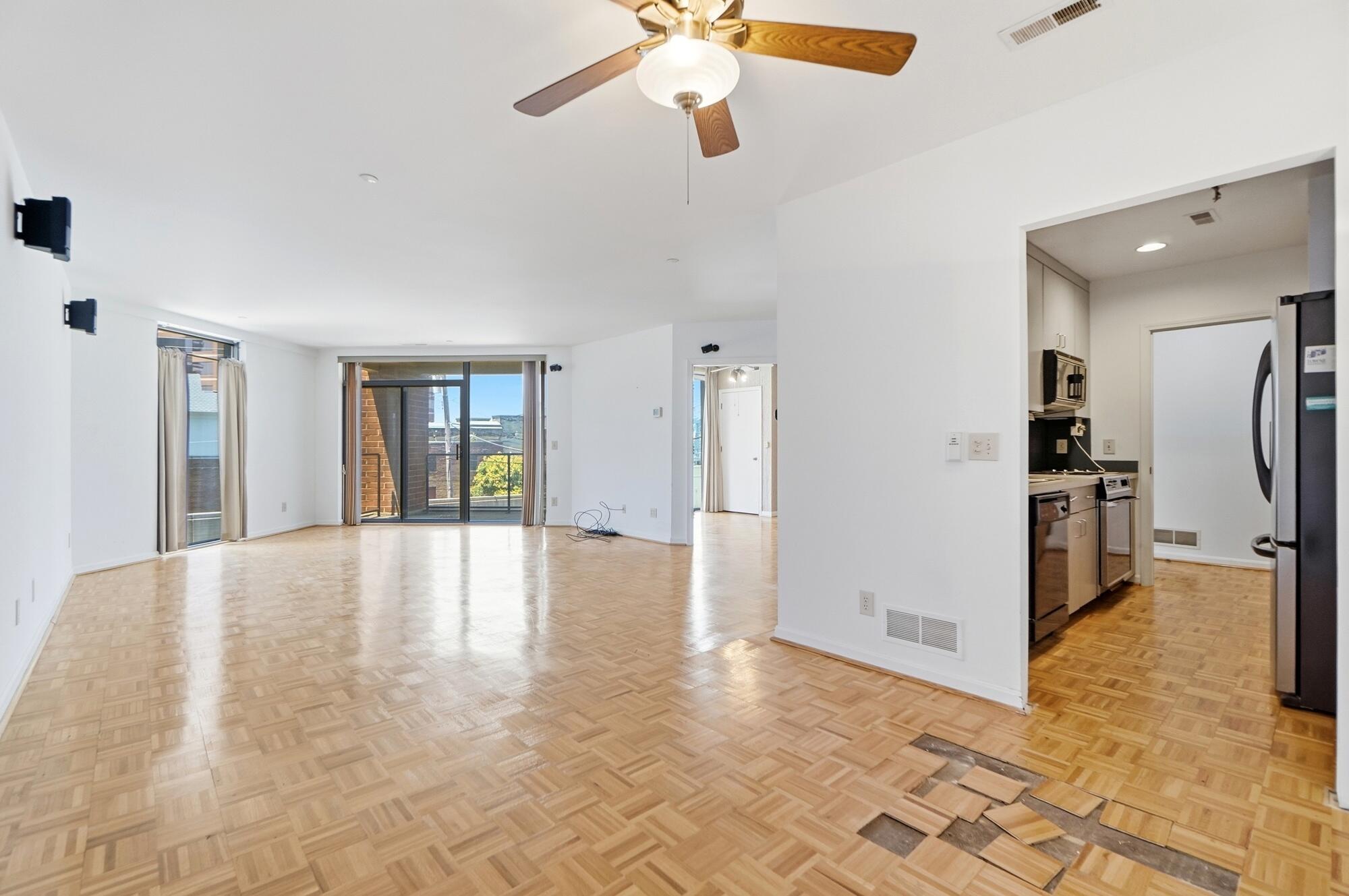 100 Riverside Place, Unit 303 Covington, KY 41011 - Photo 8 of 26 013