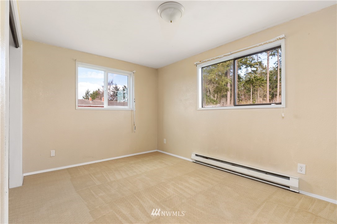 2302 Zylstra Road Oak Harbor, WA 98277 - Photo 8 of 14 Gallery Image 8