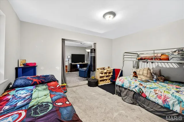 $300,000 | 7584 Amherst Avenue, University City, MO 63130