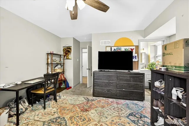 $300,000 | 7584 Amherst Avenue, University City, MO 63130