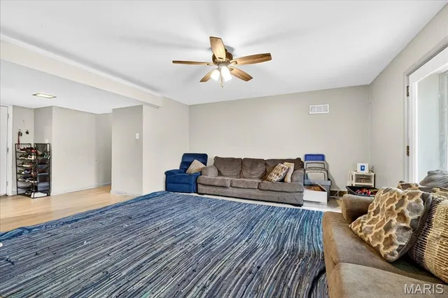 $300,000 | 7584 Amherst Avenue, University City, MO 63130