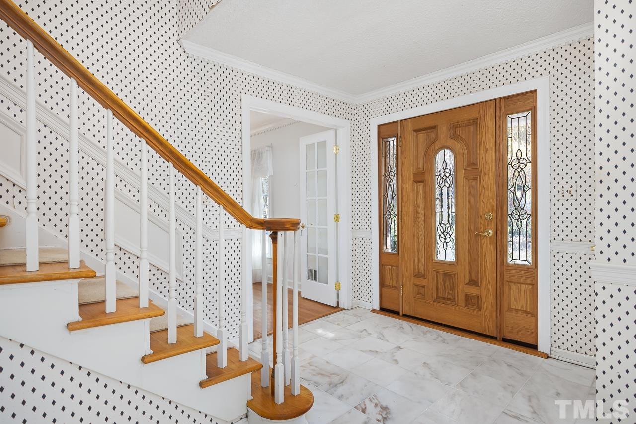 3100 Braddock Drive Raleigh, NC 27612 - Photo 16 of 40 a view of entryway