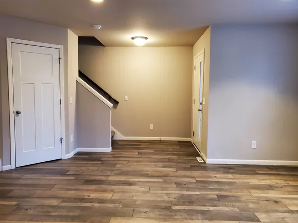 $2,950 | 9335 Silicon Prairie Parkway, Verona, WI 53593