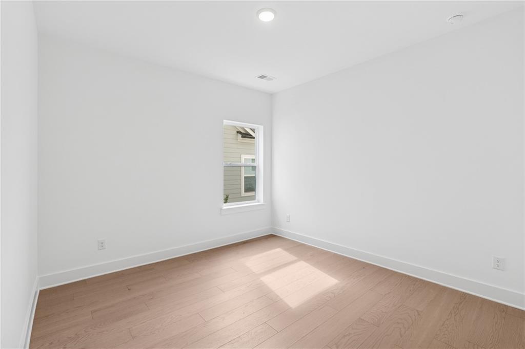 2044 Ripple Pk Bend Canton, GA 30114 - Photo 9 of 41