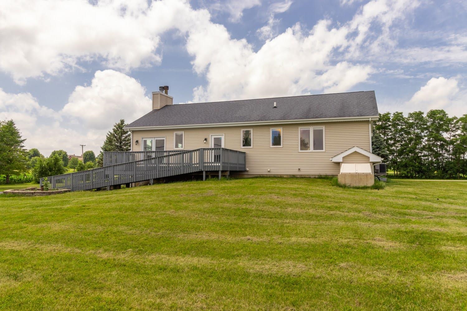 16649 Beaverton Road Capron, IL 61012 - Photo 31 of 48