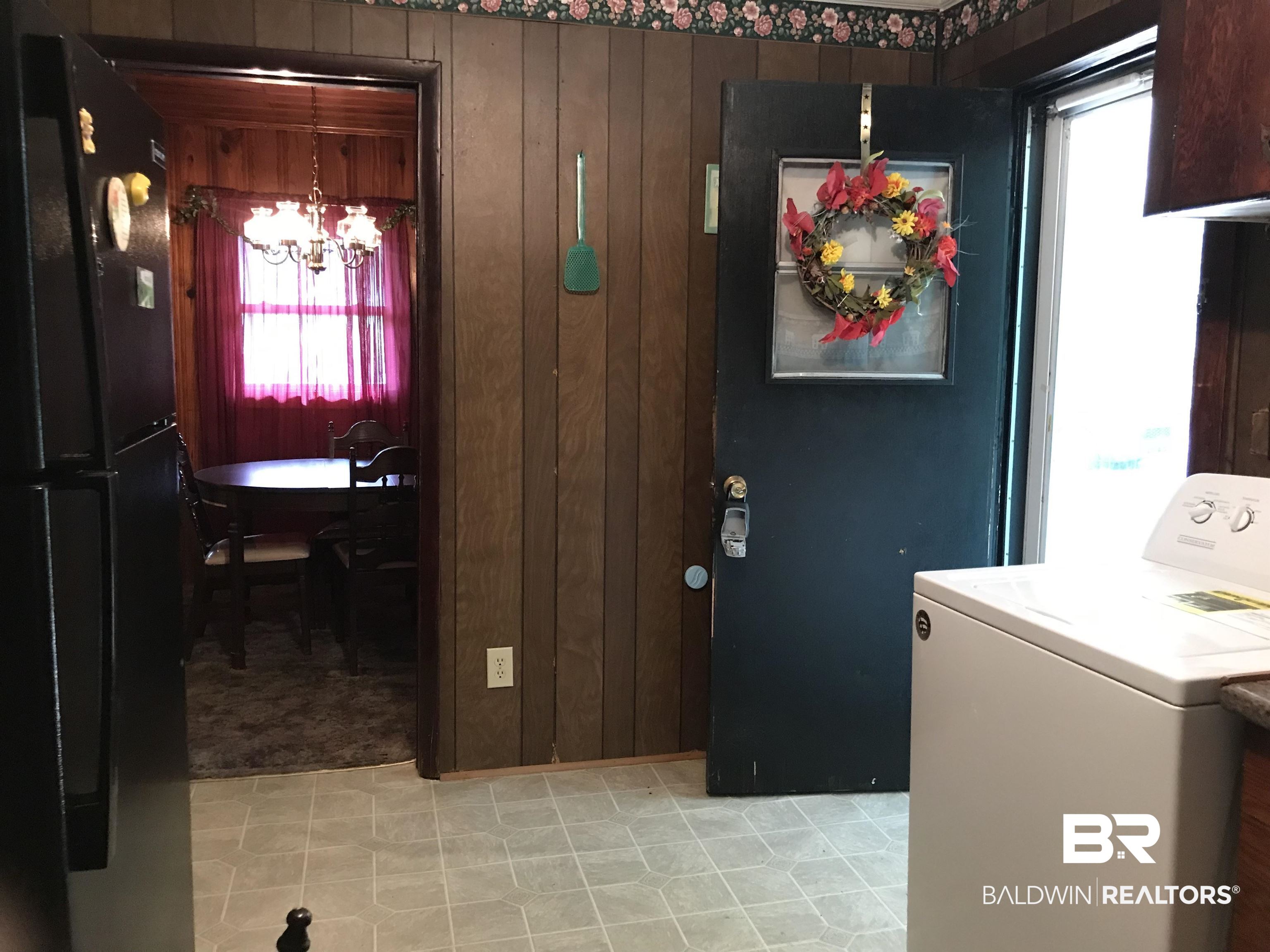 216 Old Fishpond Road Brewton, AL 36426 - Photo 17 of 18 Kitchen