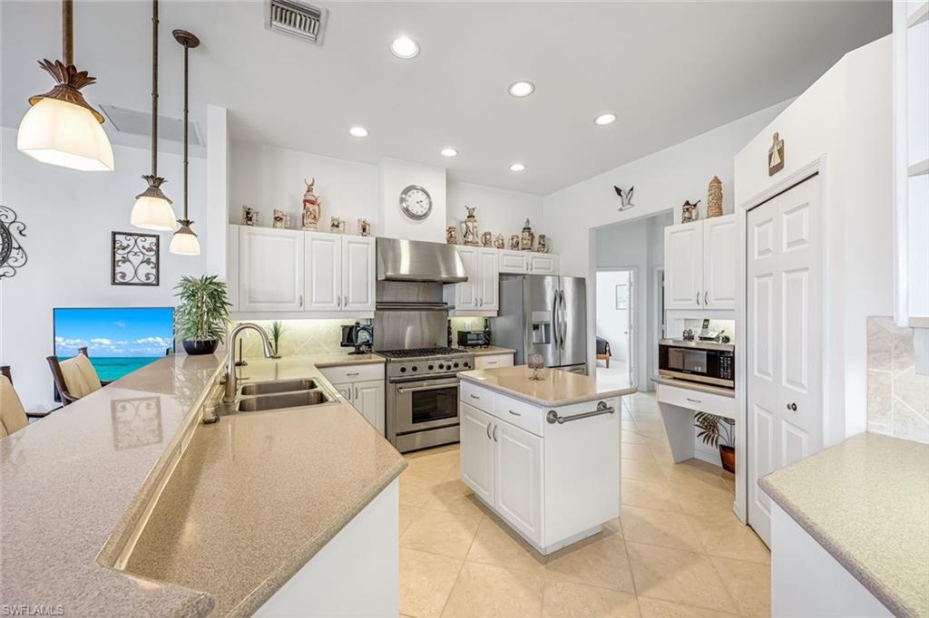598 Grand Rapids Boulevard Naples, FL 34120 - Photo 5 of 49 Island, pantry, gas cooking -Chefs dream!
